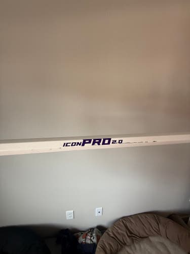 White/Purple Icon Pro 2.0 Shaft(Used)