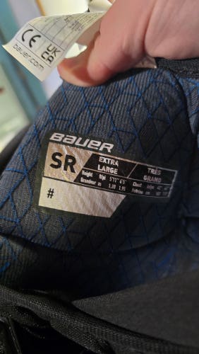XL Senior Bauer X Shoulder Pads (Used)