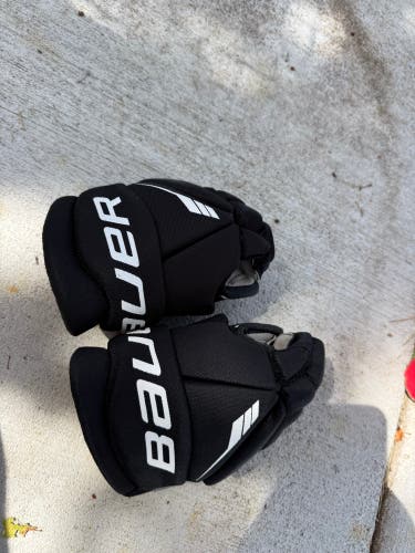 Bauer Lil Sport Gloves 9" (Used)
