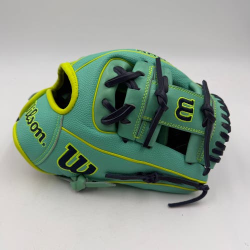 Wilson A2000 DP15 11.5 Infield Baseball Glove