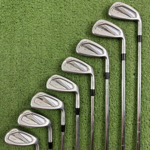 Mizuno JPX 923 Hot Metal Iron Set 5-PW GW SW Dynamic Gold 105 Stiff +1/2 Long