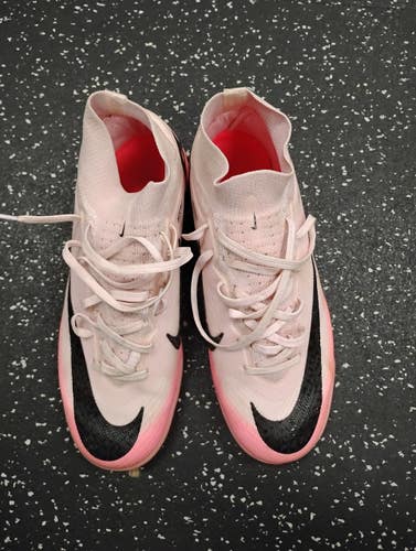 Used Nike Soccer Cleats Pink Junior 05.5 11849-S000044716
