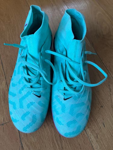 Blue Women's Size M 6.5 (W 7.5) Nike Phantom Luna Elite Molded Cleats Cleats (New)