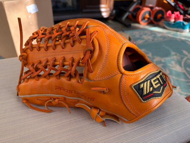 Zett Prostatus LH Outfield Baseball Glove 13" (Used)