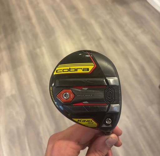 2019 Cobra King SpeedZone Right Handed Fairway Wood Regular Flex 5 Wood (Used)