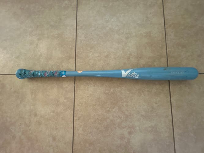 2023 Victus JROD JR Training Bat (-5) 26 oz 31" (Used)