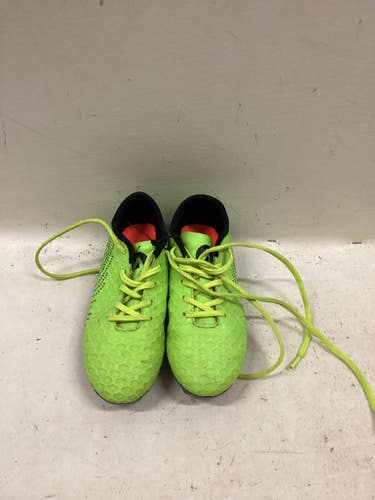 Used Soccer Cleats Neon Green Youth 13.0 11725-S000507915