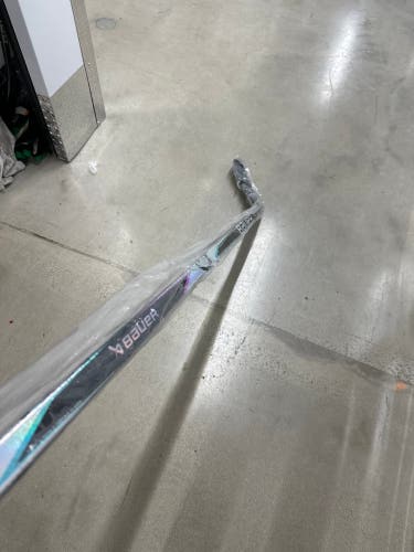 NEW Senior Bauer Proto2 Left Hand Hockey Stick P92M 77 Flex Pro Stock