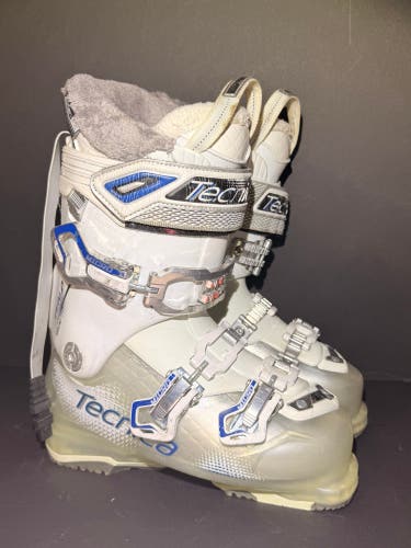Mondo 23 & 23.5 Women's Tecnica Ten.2 95W Ski Boots (Used)