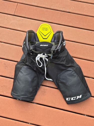 Junior XL CCM Tacks 9060 Hockey Pants (Used)