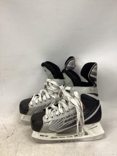Used Bauer VAPOR X 05 Junior Hockey Skate Junior 02 11851-S000053086