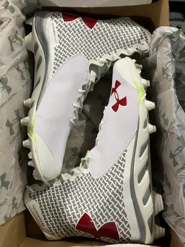 M 15 (W 16) Under Armour Spine Brawler MC - White/Gray/Red (New)