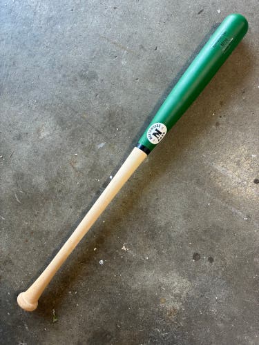 Northwoods Bats M110 Wood Baseball Bat 33 in 31 oz Cupped End