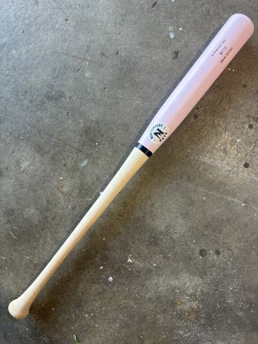 Northwoods Bats M110 Wood Baseball Bat 33.5 in 32 oz Cupped End