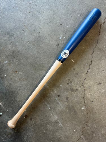 Northwoods Bats M110 Wood Baseball Bat 34 in 31 oz Cupped End
