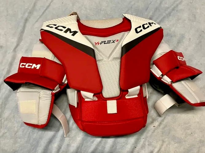 Youth Large/Extra Large CCM YTFlex 3 Goalie Chest Protector (Used)