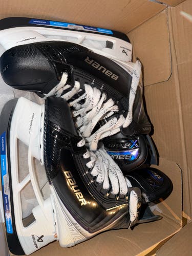 2025 Bauer Vapor Flylite Hockey Skates 7.5 (New)