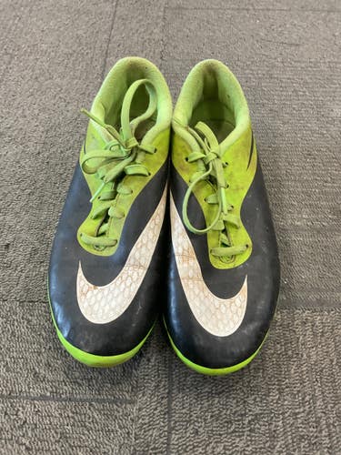 Used Nike HYPER VENOM Soccer Cleats Black And Neon Green Junior 04 11614-S000244668