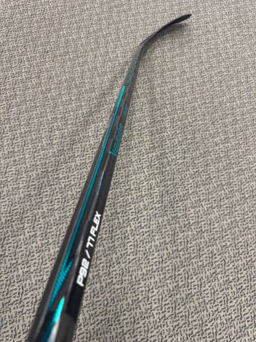 Senior Bauer Supreme Fuse Left Hand Hockey Stick P92 77 Flex (New)