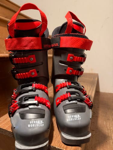 Mondo 21 & 21.5 Rossignol Hero World Cup 70 SC Ski Boots (Used)