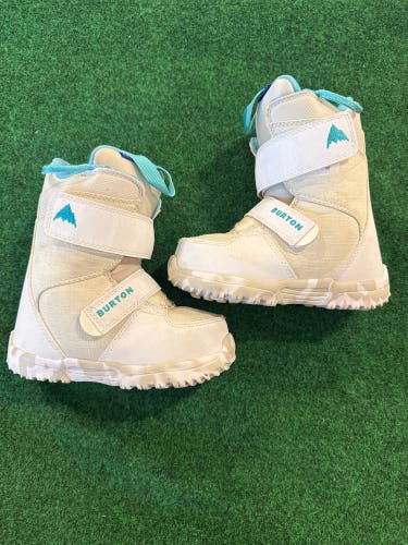 Kids Burton Mini Grom Snowboard Boots (Used) | Size 13c
