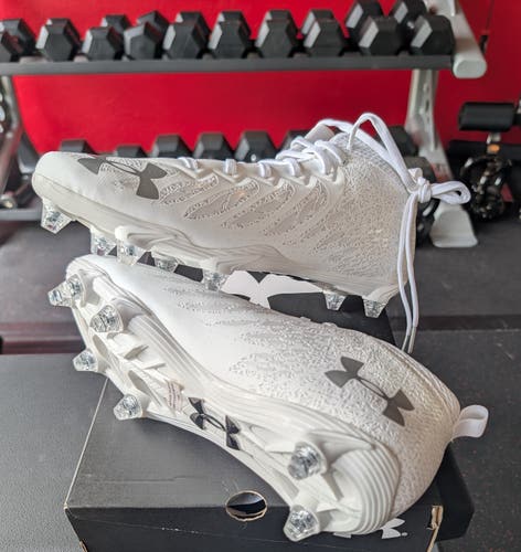 M 14 (W 15) Under Armour Spotlight Select D - White (New)