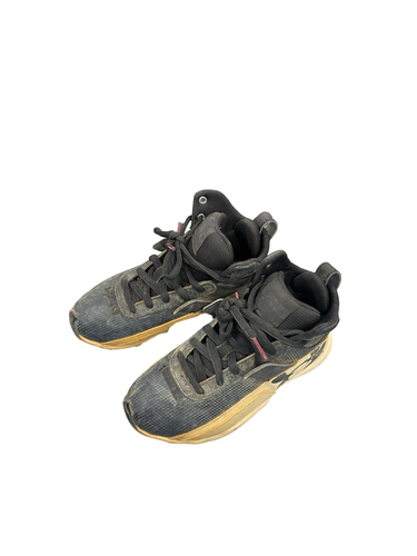 Used Under Armour CLEATS BB/SB Cleats Black Junior 01 11682-S000140101