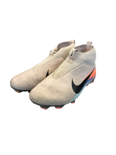 Used Nike Soccer Cleats Grey Senior 5 11682-S000140077