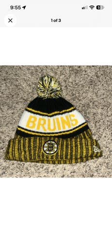 Yellow Boston Bruins New Era Beanie (Used)
