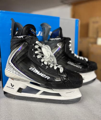 Bauer Vapor FlyLite Hockey Skates - Senior Size 9.5 (Excellent Condition)