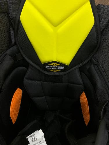 Senior Large CCM HPTKXP Hockey Pants Pro Stock (New)