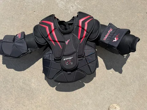 Small Vaughn Goalie Chest Protector (Used)