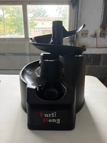 Furli Hong Baseball/Softball Toss Machine (Used)