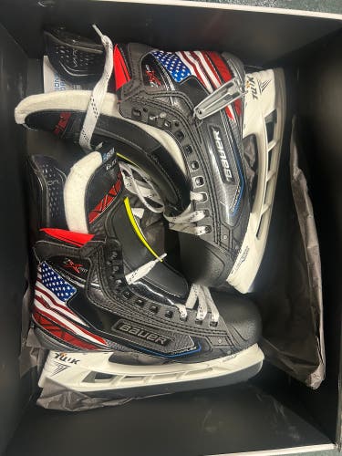 New Bauer Vapor 2x Pro Stock Team USA Ice Hockey Skates 7D Pulse Ti  Black Steel made Canada