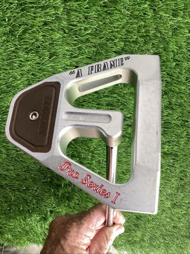 Flatstix Golf Pro Series 1 A-Frame Mallet Putter Center Shafted 38.5