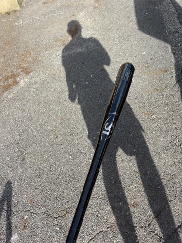 2018 Louisville Slugger C243 Birch Bat (-3) 30 oz 33.5" (Used)