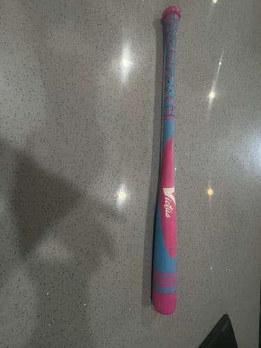 Victus Pencil hybrid Bat (-8) 22 oz 30" (Used)