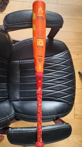 2025 Easton Hype Fire Composite Bat (-10) 18 oz 28"