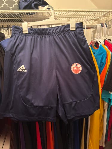 Edmonton Oilers adidas authentic Large Men's Adidas Shorts