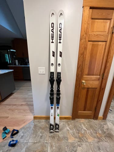 HEAD WC Rebels e-SG RD 202 cm Racing Skis With Bindings Max Din 16 (Used)