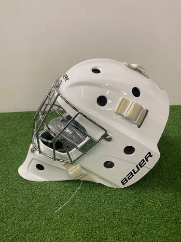 Bauer 930 Goalie Mask | Junior Small Size