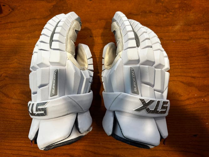 STX Surgeon RZR Lacrosse Gloves (Used)