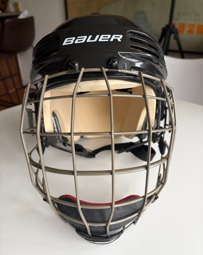New Black size XL Bauer 4500 helmet with used Nike Bauer large True Vision cage
