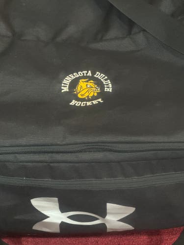 Minnesota Duluth duffle bag Item#MD10