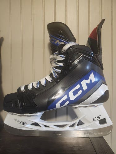 CCM JetSpeed XTRA SE Hockey Skates Regular Width 8.5 (New)