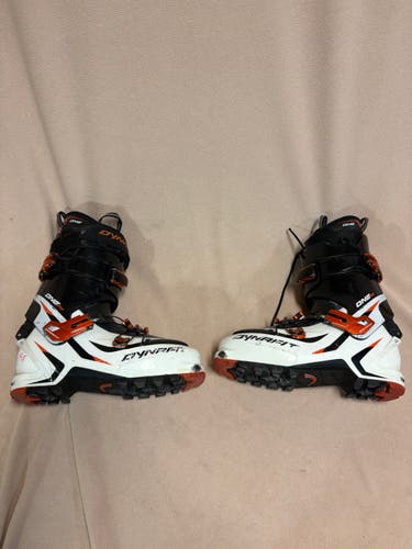Mondo 27 & 27.5 Unisex Dynafit Alpine Touring One PX Ski Boots (Used)