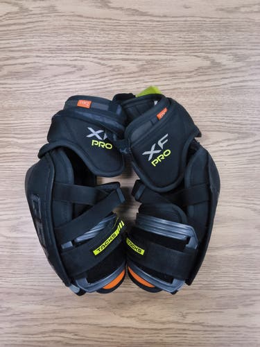 Senior Medium CCM Tacks XF Pro Elbow Pads Pro Stock (Used) 8