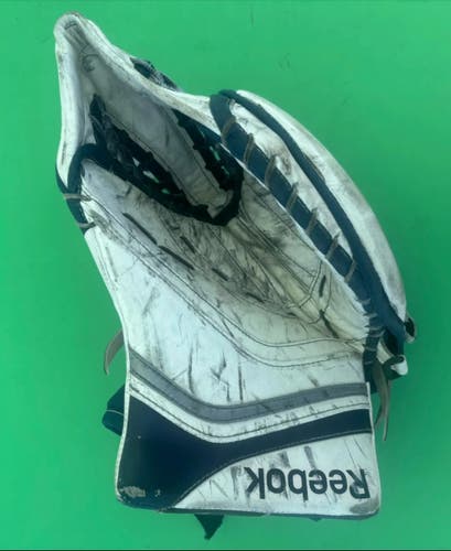 Senior Reebok Premier XLT Goalie Glove Regular