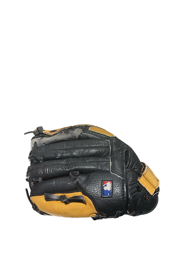 Used Wilson GENUINE LEATHER BB/SB Glove RH Throw Brown 11" 11834-S000057525