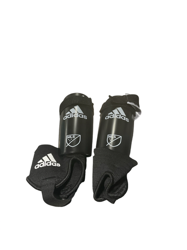 Used Adidas Soccer Shin Guards Youth Black SM 11834-S000057515
